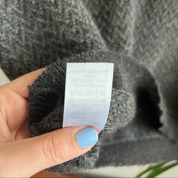 Marks & Spencer’s sweater vest - Picture 3 of 5